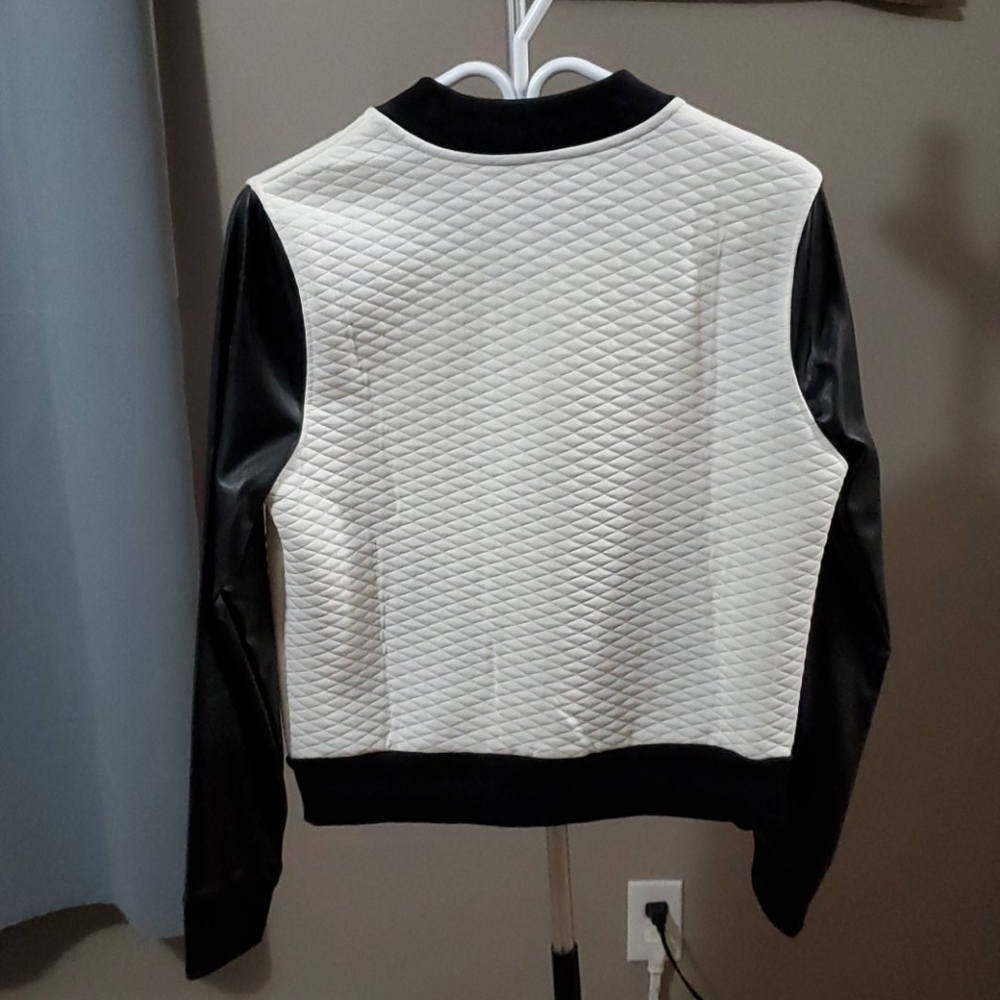 Jacket - Picture 2 of 3